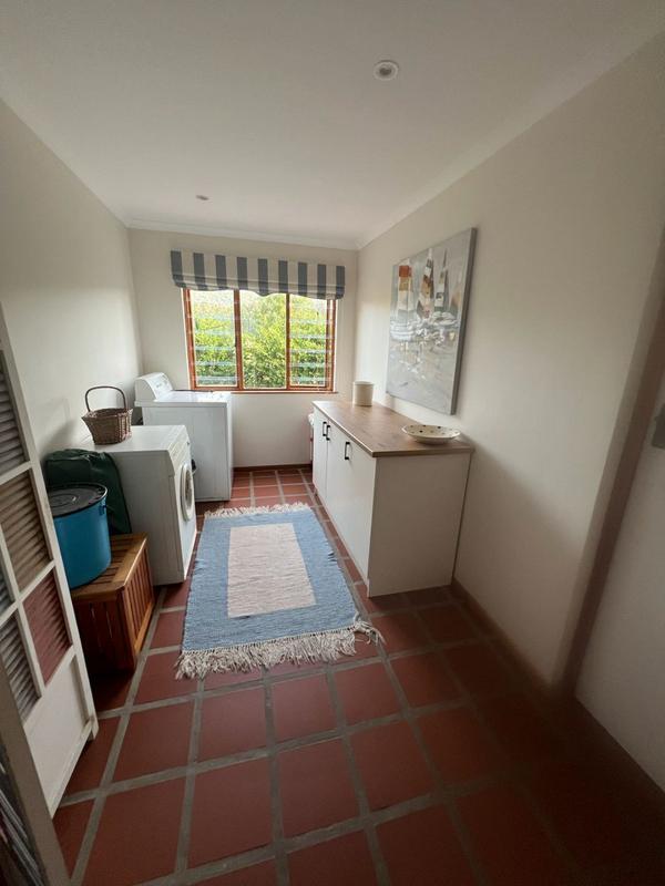 To Let 4 Bedroom Property for Rent in Sedgefield Rural Western Cape